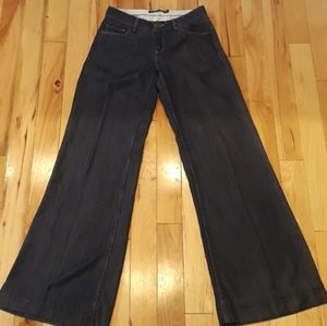 Zara woman jeans wide leg size 4 ...............P1